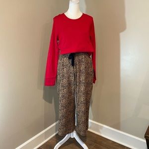NWT Lands End Pajama Set with Red Top and Leopard Crop Bottoms